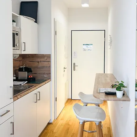 Messe Apartment *